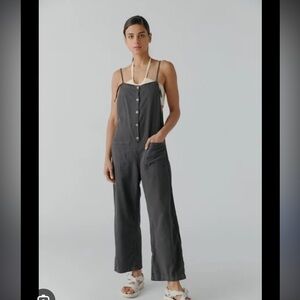 urban outfitter billabong romper black small